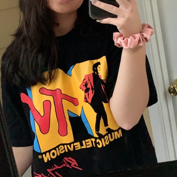 the weeknd Tops - The Weeknd MTV blinding lights collection